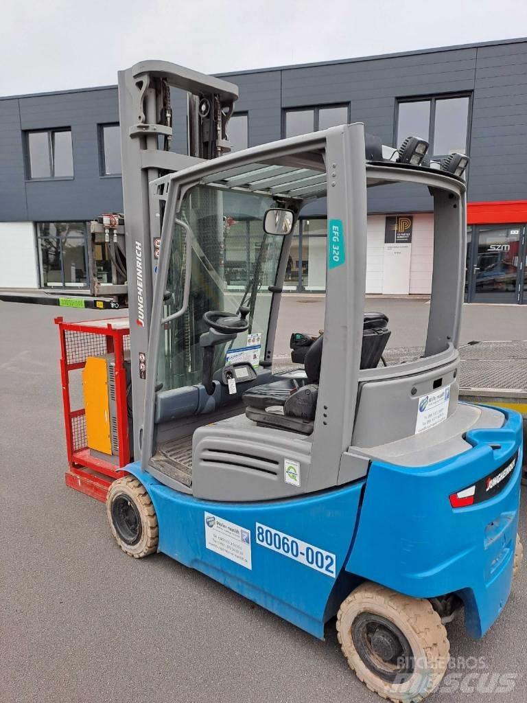 Jungheinrich EFG 320 전동 지게차