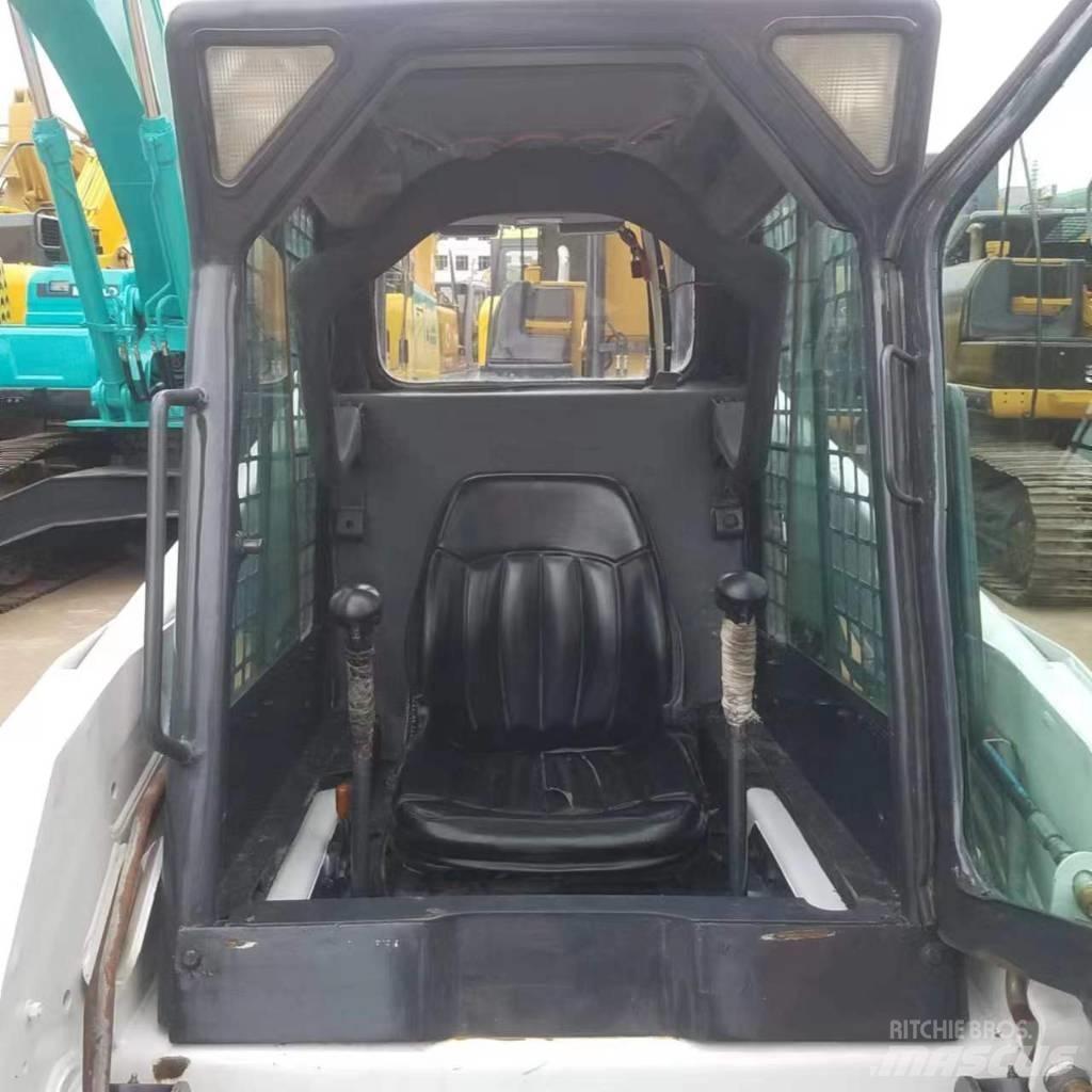 Bobcat S 160  스키드로더