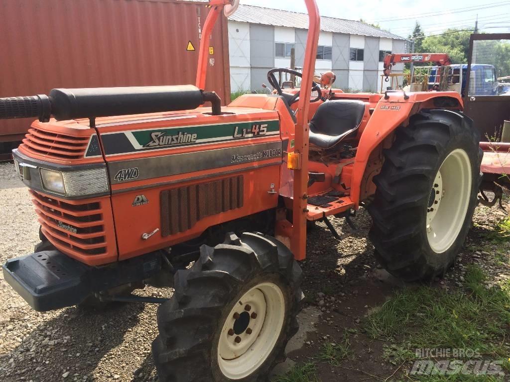 Kubota L1-45 트랙터