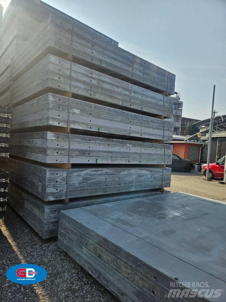  DOKA FRAMAX XLIFE 발판 장비