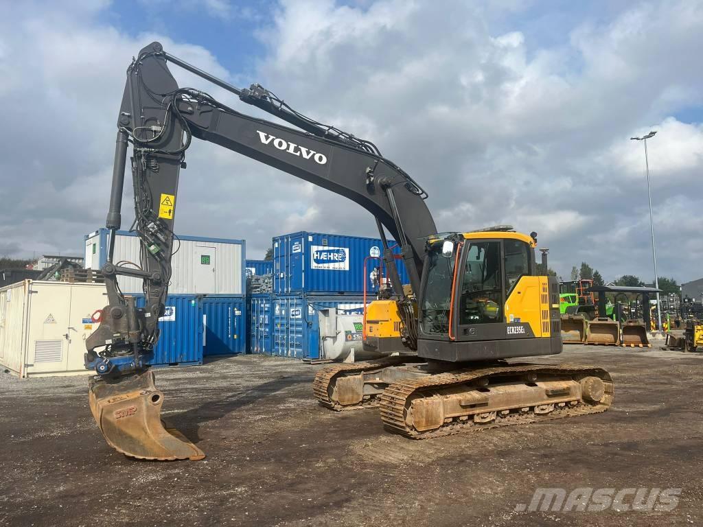 Volvo ECR 235 EL 대형 굴삭기 29톤 이상