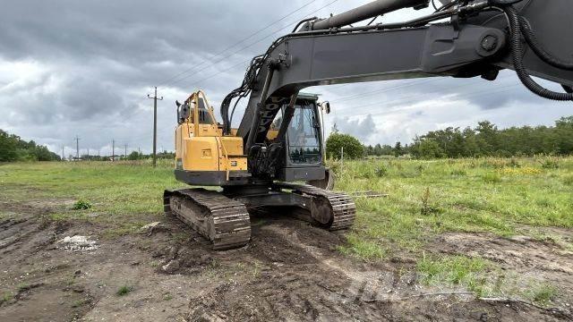 Volvo ECR 235EL 대형 굴삭기 29톤 이상