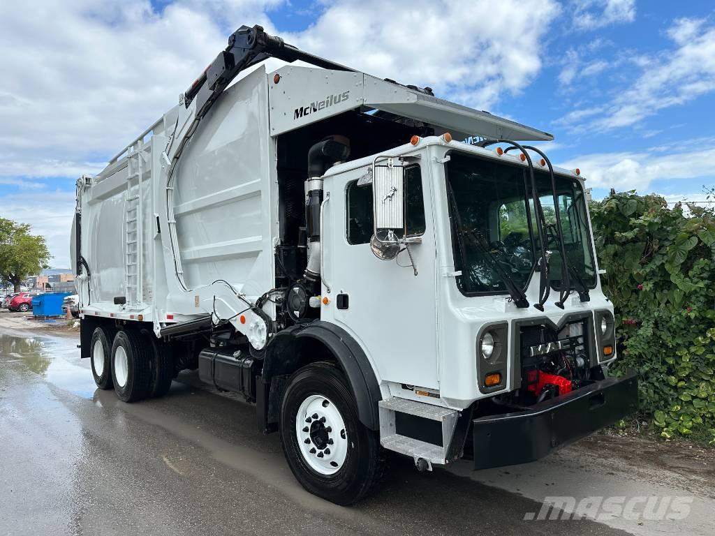 Mack MRU 613 폐기물 수거 트럭