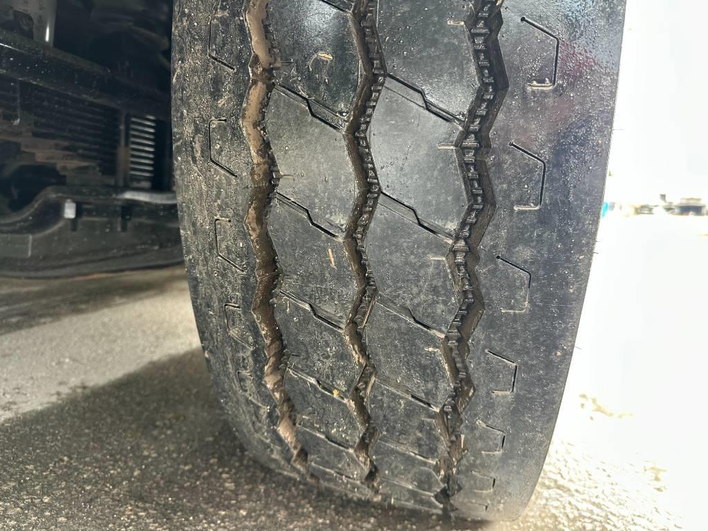 Mack MRU 613 폐기물 수거 트럭