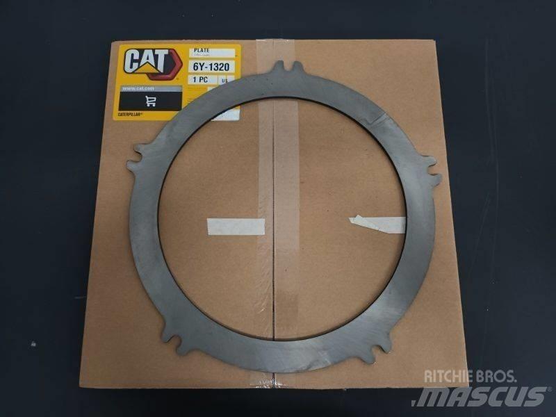 CAT PLATE 6Y-1320 섀시 및 서스펜션
