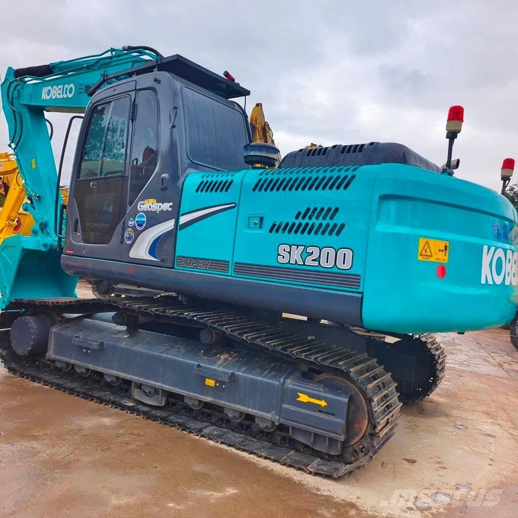 Kobelco SK 200 대형 굴삭기 29톤 이상