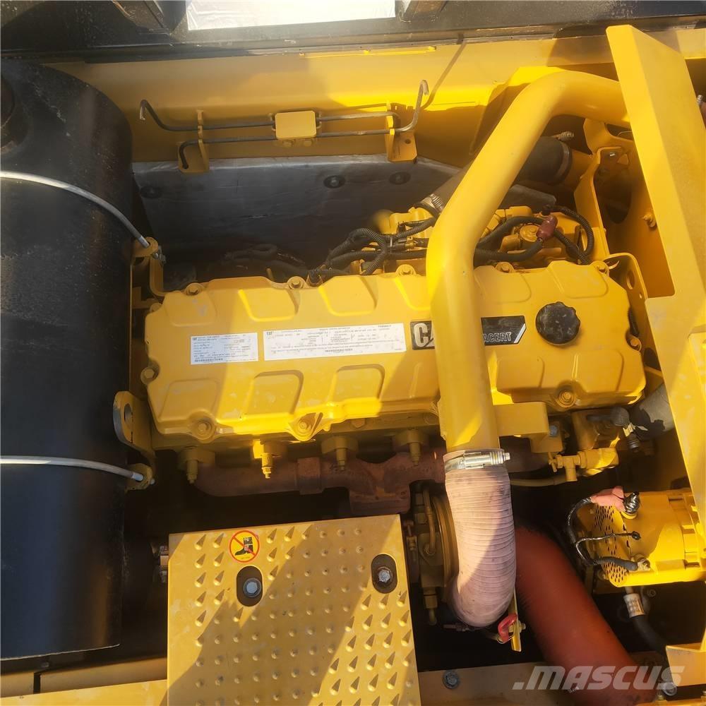 CAT 340D2 대형 굴삭기 29톤 이상