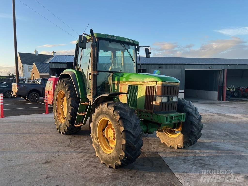 John Deere 6800 트랙터