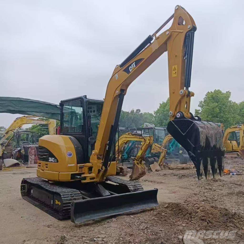 CAT 304CR 소형 굴삭기 7톤 미만