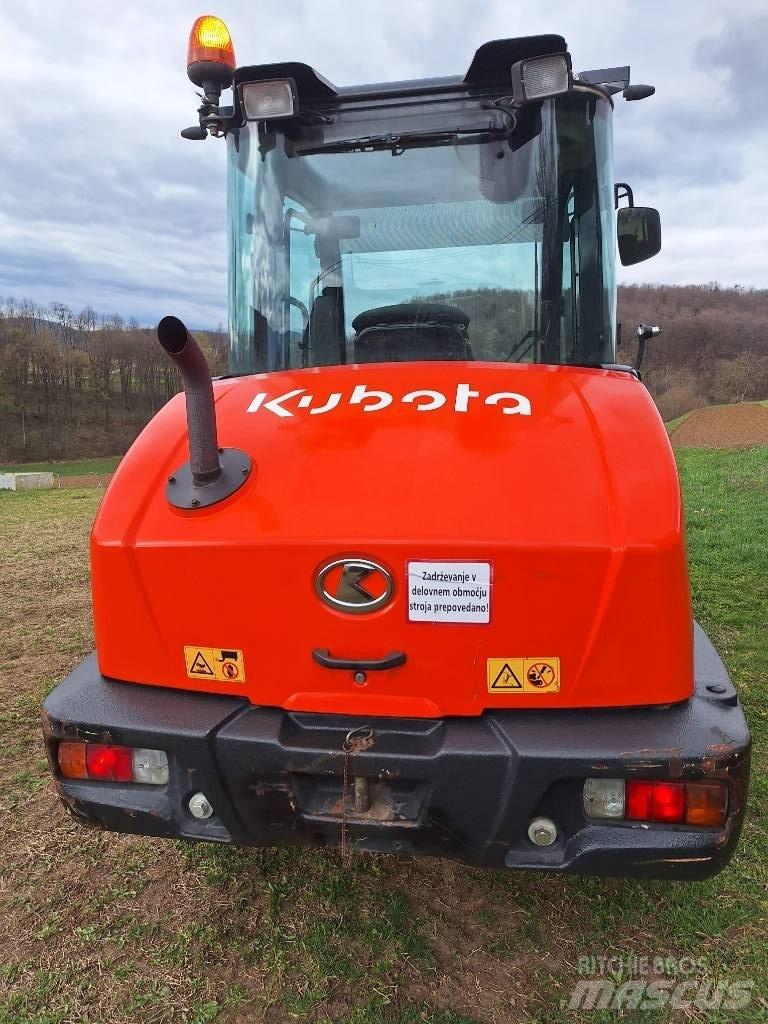 Kubota R 085  휠로우더