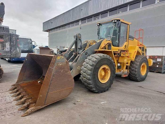 Volvo L150H 기타 승강장비