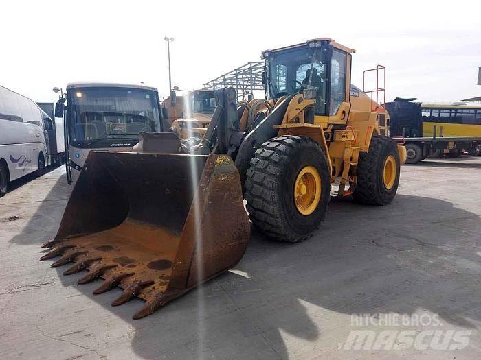 Volvo L150H 기타 승강장비