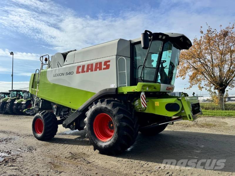 CLAAS LEXION 540 콤바인 수확기