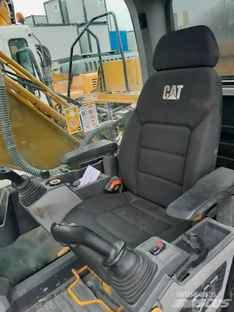 CAT 320 대형 굴삭기 29톤 이상