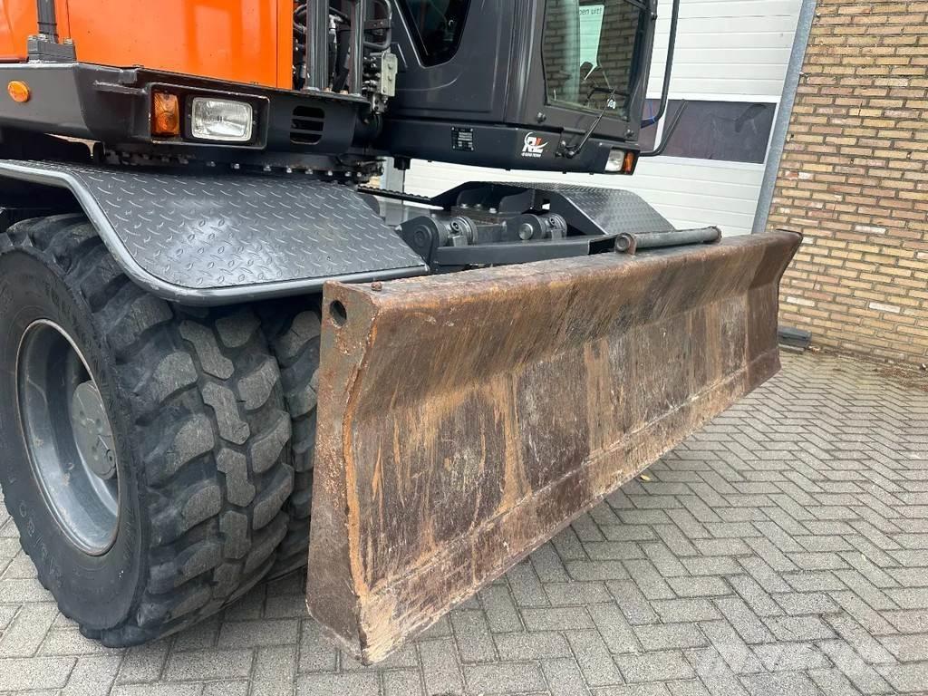 Doosan DX140W-5  휠 굴삭기