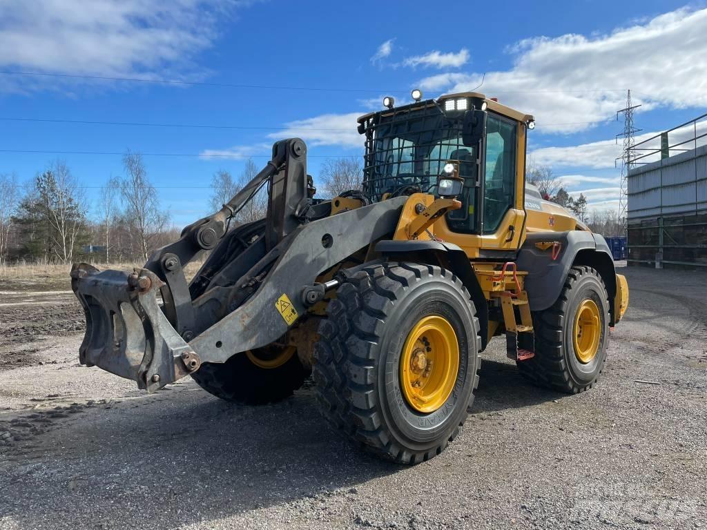 Volvo L 120 H  휠로우더
