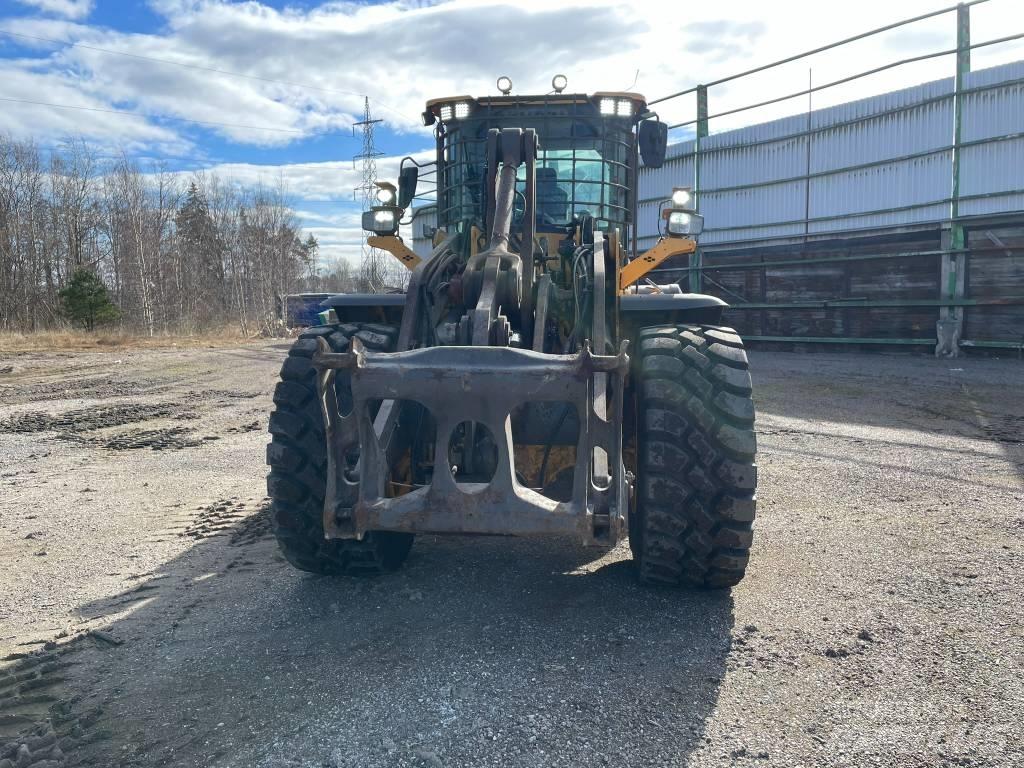 Volvo L 120 H  휠로우더