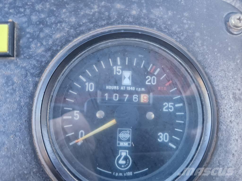 Volvo BM 500 트랙터