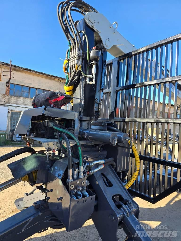 John Deere 6930 원목 포워더