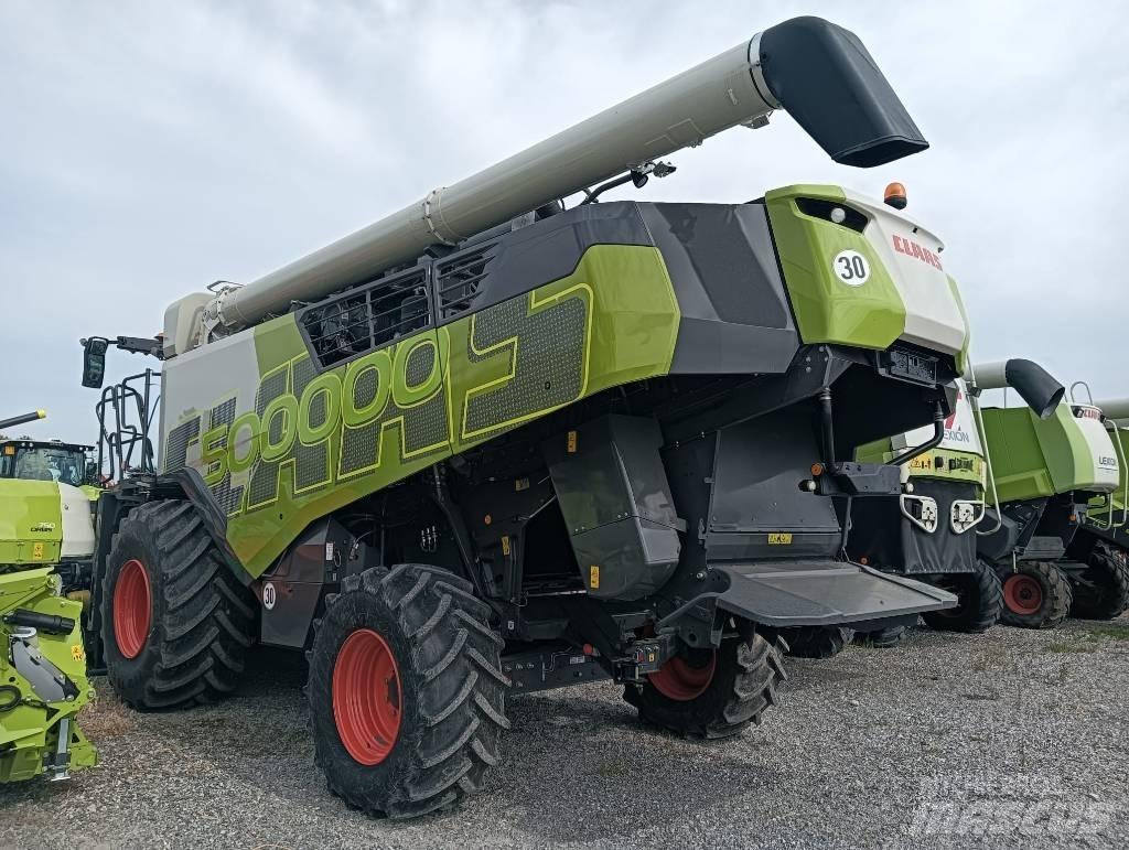 CLAAS TRION 750 콤바인 수확기