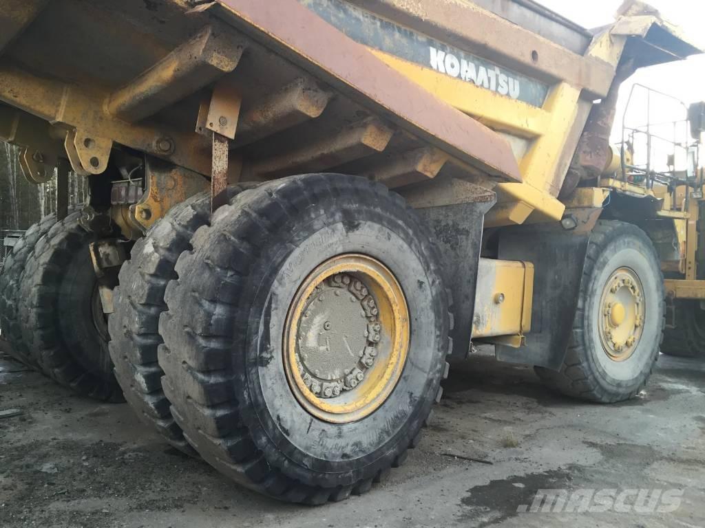 Komatsu HD 465-5 초대형 덤프 트럭