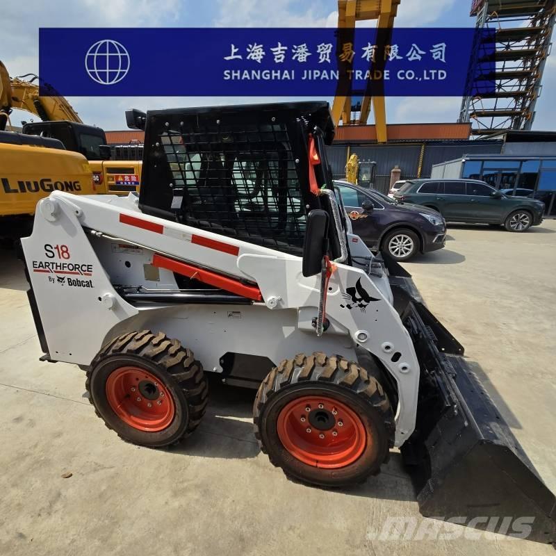 Bobcat S 18  스키드로더