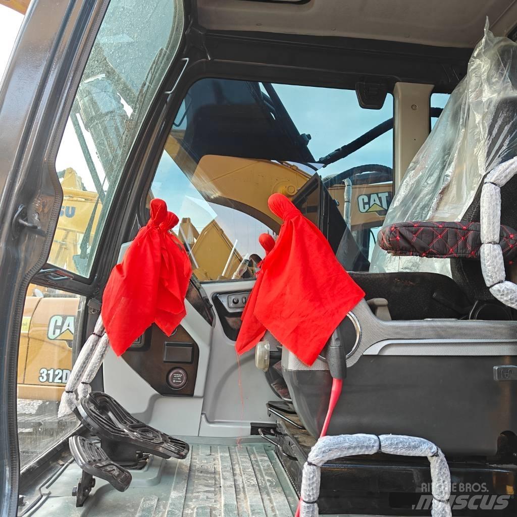 Hyundai 220VS 대형 굴삭기 29톤 이상