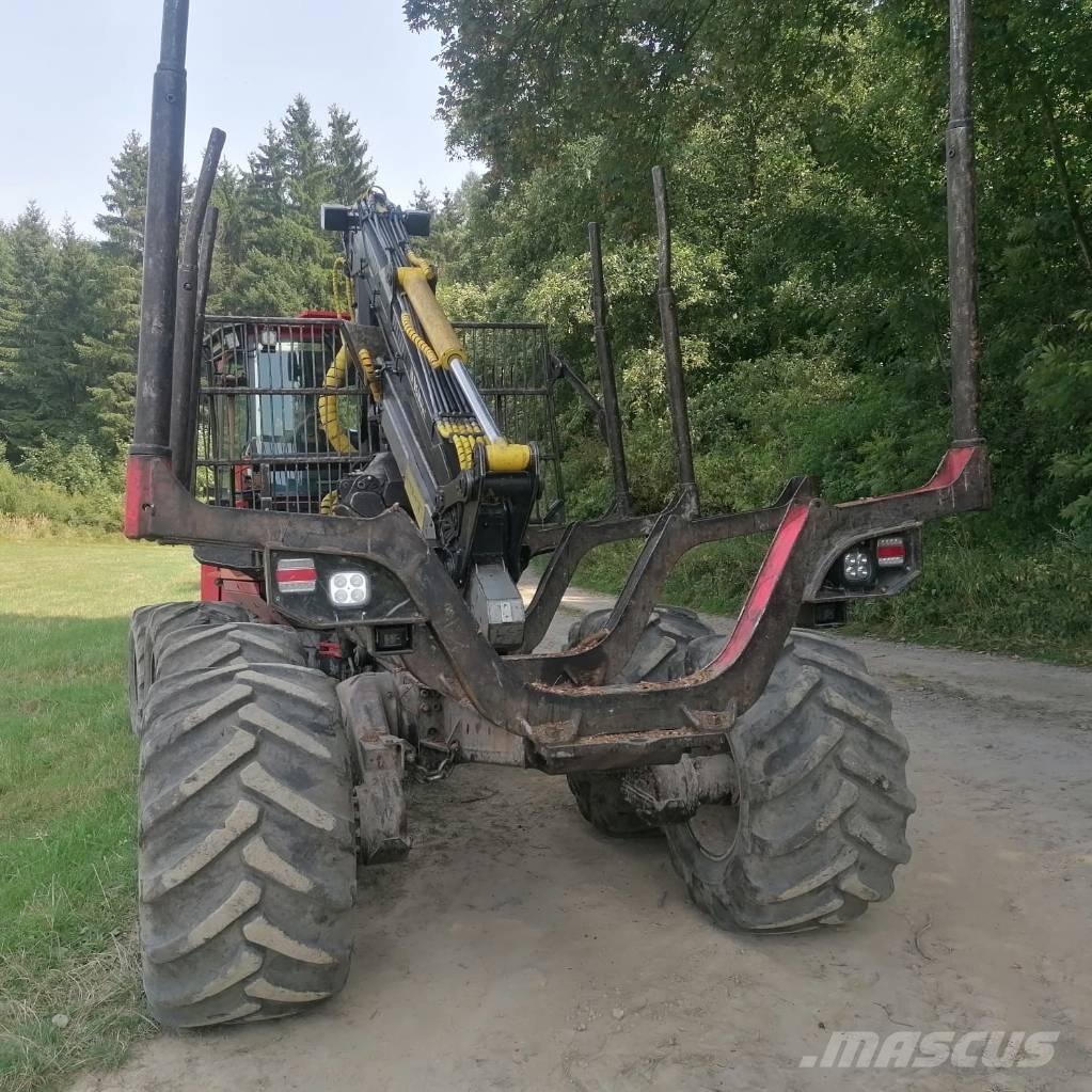 Valmet 830.1 원목 포워더