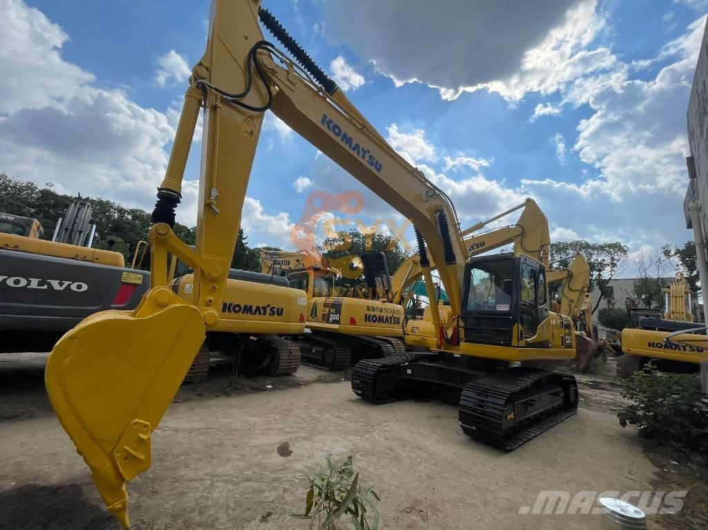 Komatsu PC 220-8 대형 굴삭기 29톤 이상