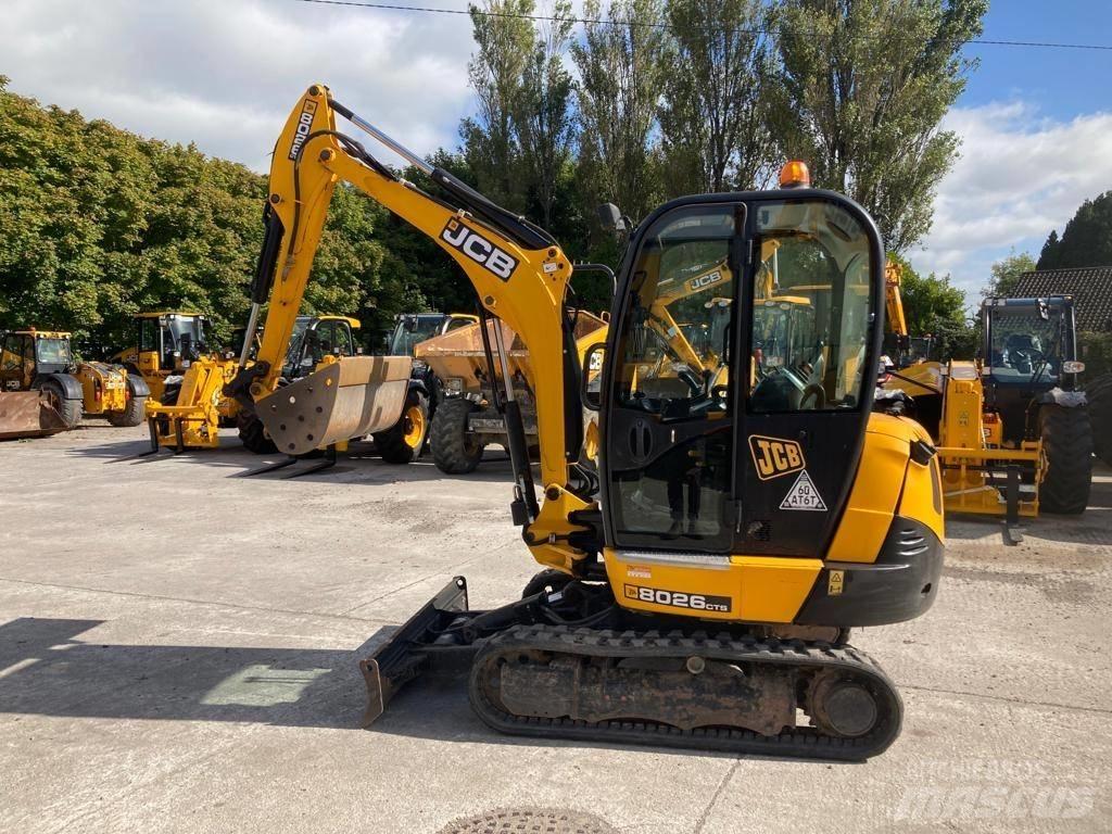 JCB 8026 CTS 소형 굴삭기 7톤 미만