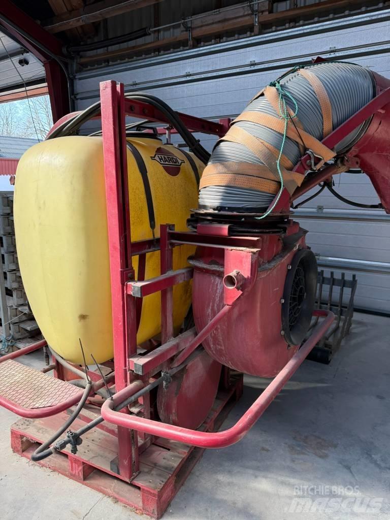 Hardi 600 SVCO 탑재형 분무기