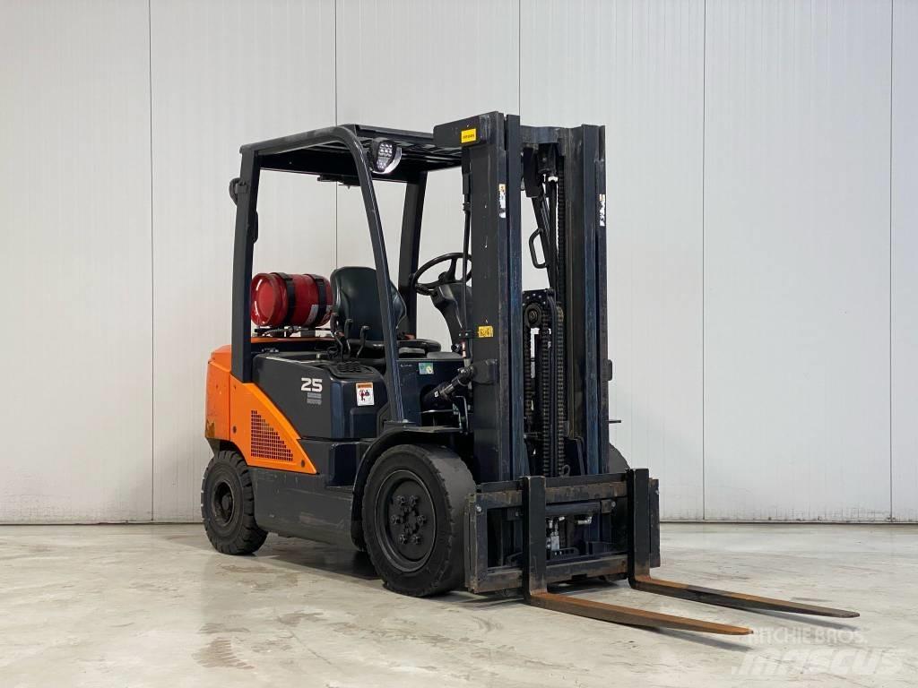 Doosan G25N-7 LPG 지게차