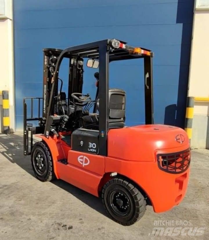 EP EQUIPMENT EFL302 전동 지게차