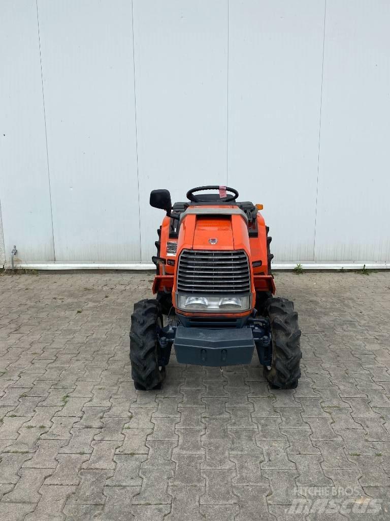 Kubota Aste A17 소형 트랙터