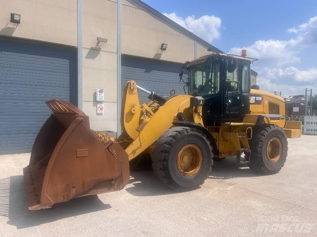 CAT 938M  휠로우더