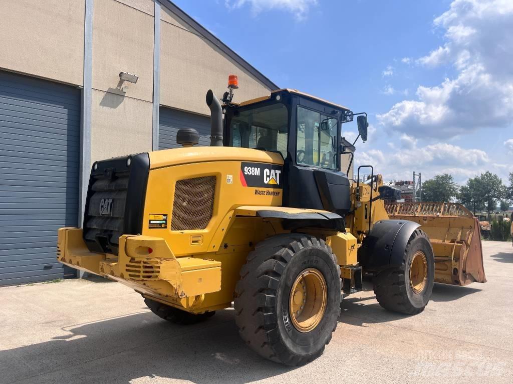 CAT 938M  휠로우더