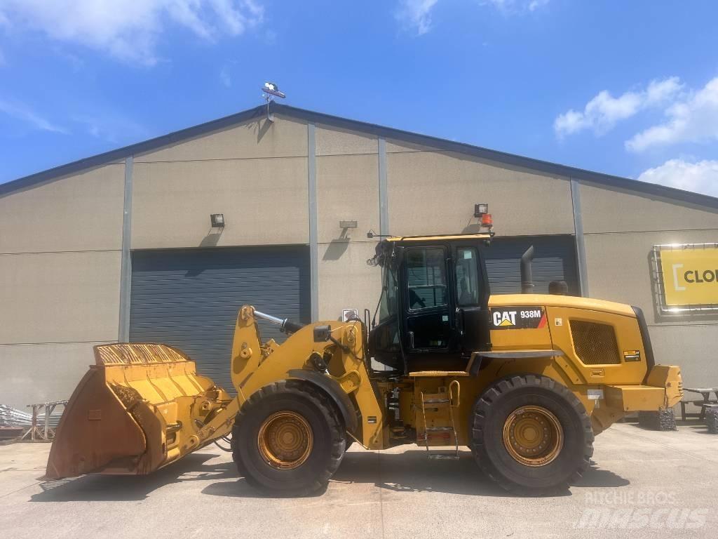 CAT 938M  휠로우더