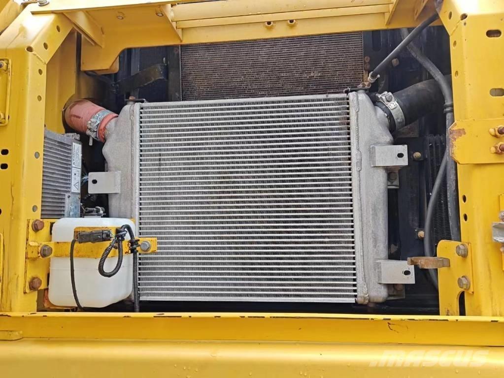 Komatsu PC 400-7 대형 굴삭기 29톤 이상