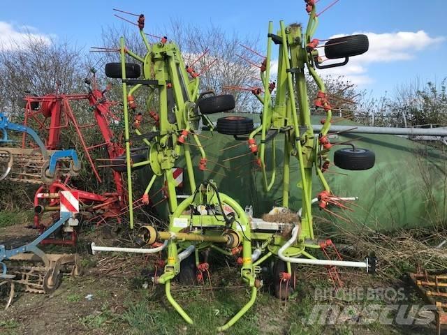 CLAAS Volto 900 갈퀴 및 테더