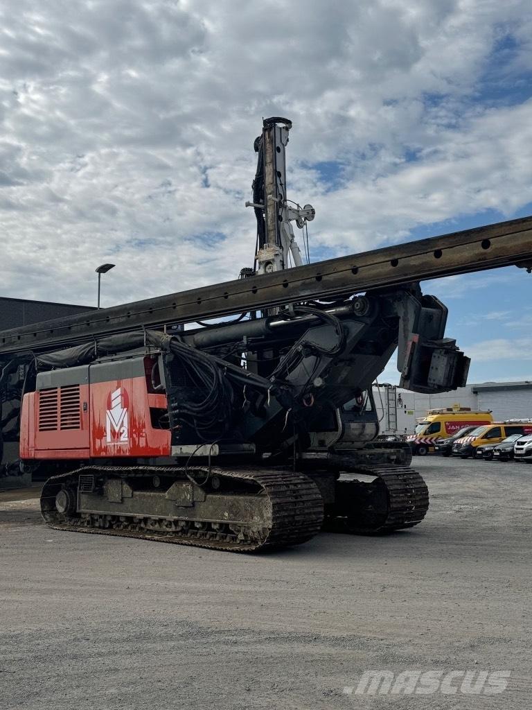 Liebherr LRB 155 말뚝설치기