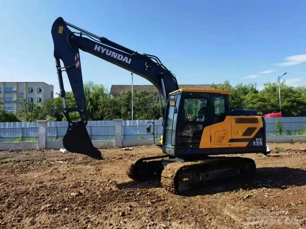 Hyundai HX135 대형 굴삭기 29톤 이상