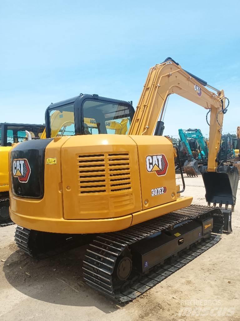CAT 307E2 중형굴삭기 7톤-28톤