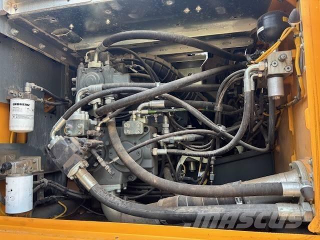Liebherr R 926 LC 대형 굴삭기 29톤 이상