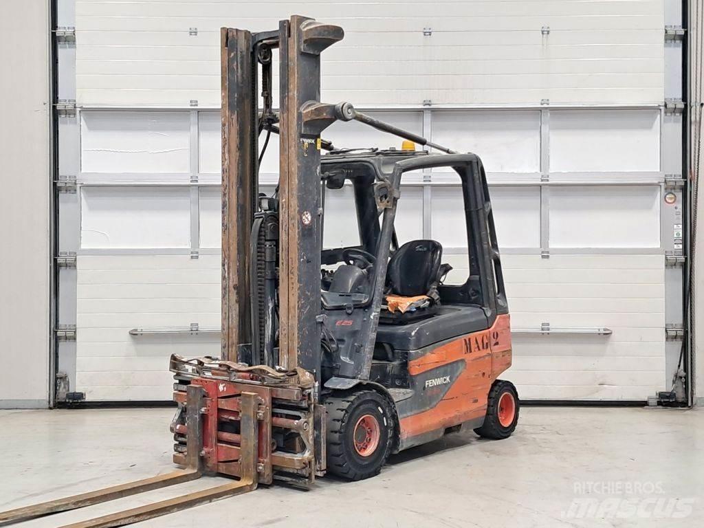 Linde E25-01 전동 지게차