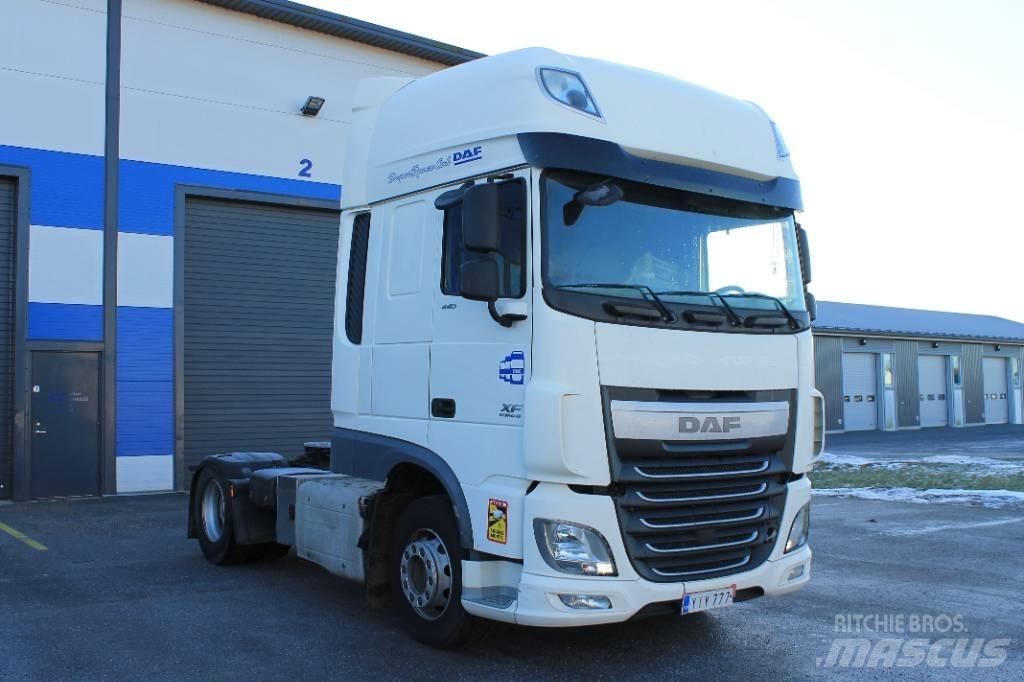 DAF XF 440 트랙터 유닛