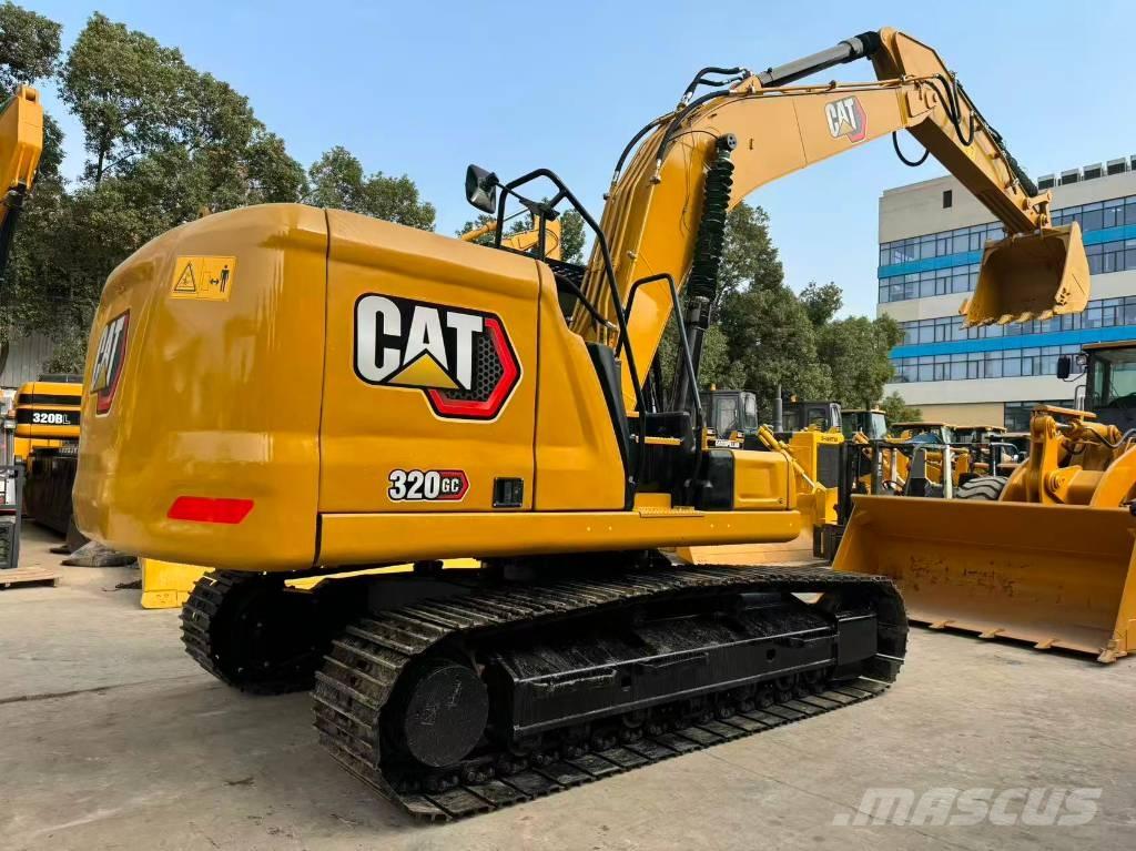 CAT 320 GC 대형 굴삭기 29톤 이상