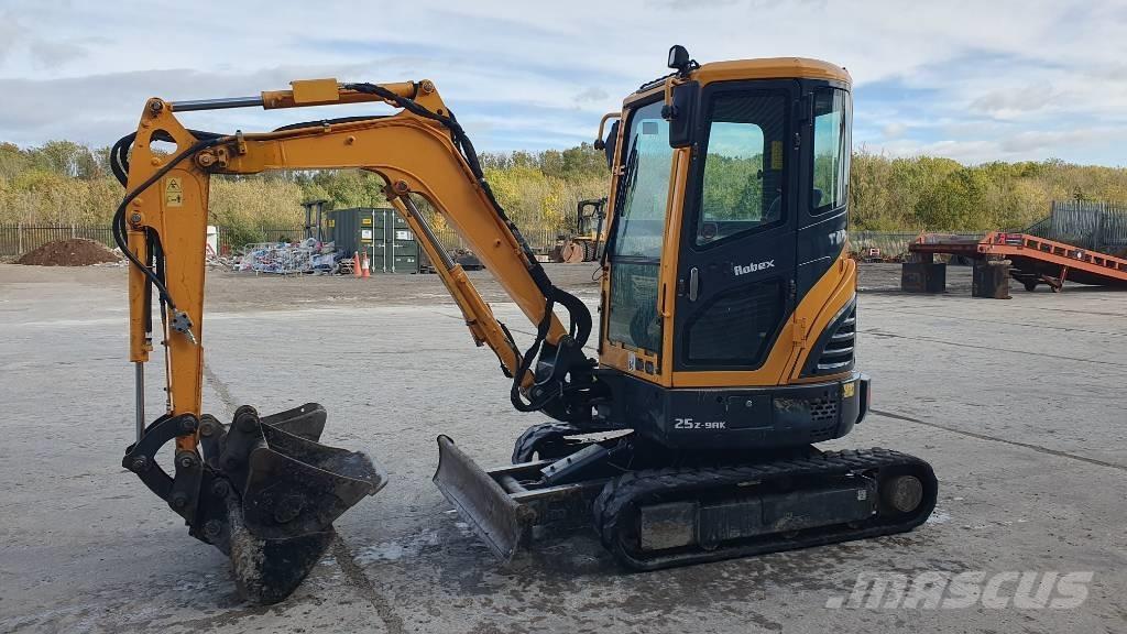 Hyundai R25Z-9 AK 소형 굴삭기 7톤 미만