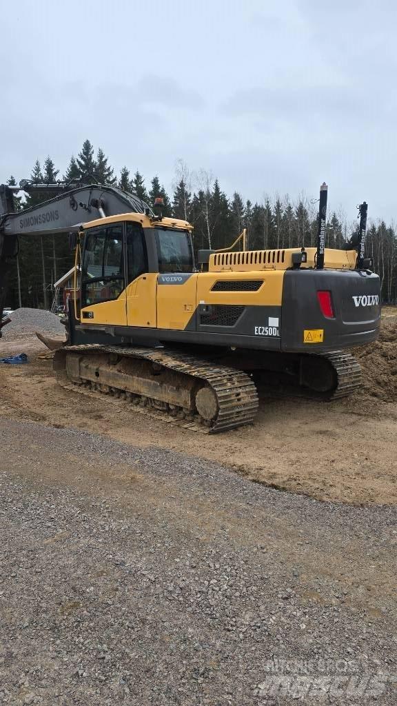 Volvo EC 250 D L 대형 굴삭기 29톤 이상