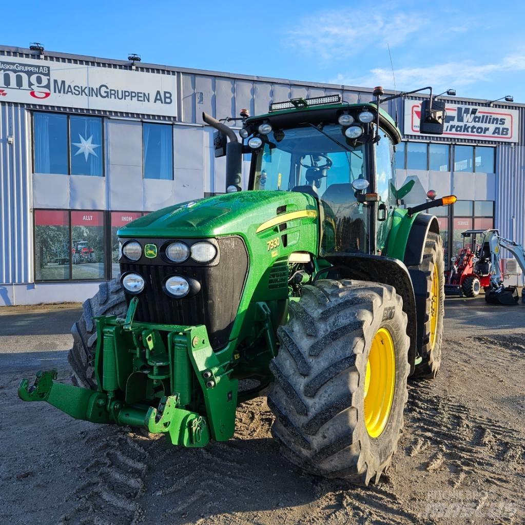 John Deere 7930 트랙터