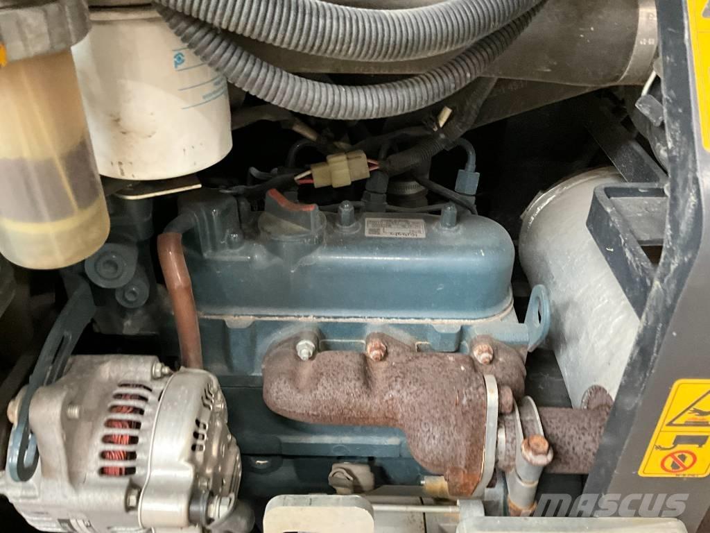 Kubota KX 015-4 소형 굴삭기 7톤 미만